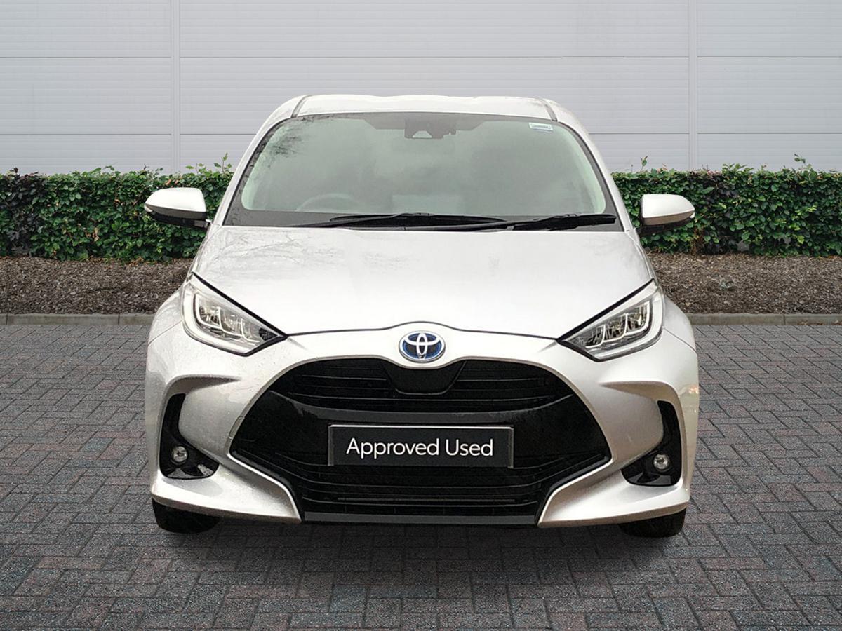 Used Toyota Yaris 2023 for sale - 76609275: Photo 3