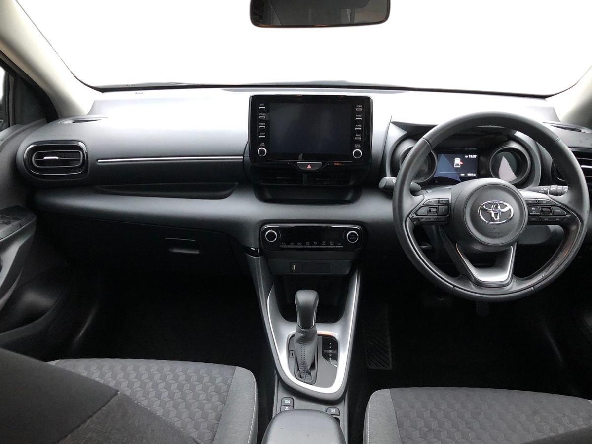 Used Toyota Yaris 2023 for sale - 76609275: Photo 8