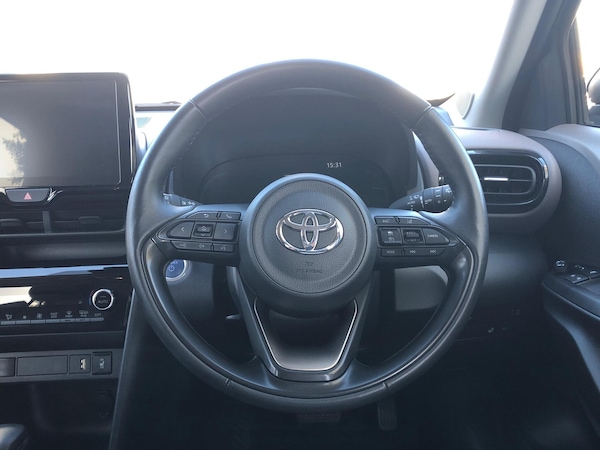 Used Toyota Yaris Cross 2023 for sale - 76190689: Photo 10