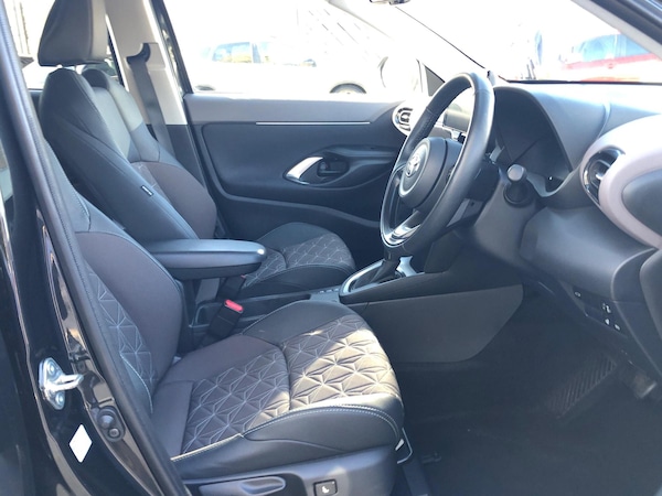 Used Toyota Yaris Cross 2023 for sale - 76190689: Photo 13