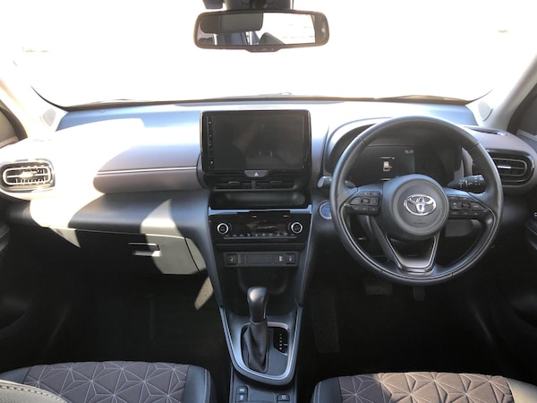 Used Toyota Yaris Cross 2023 for sale - 76190689: Photo 7