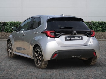 Used Toyota Yaris 2024 for sale - 78405877: Photo