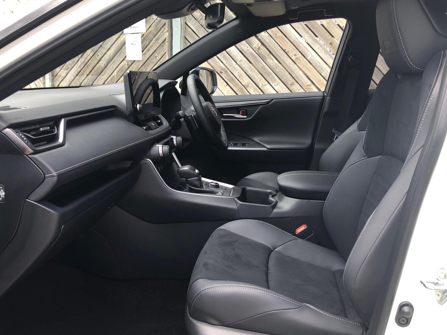 Used Toyota RAV4 2025 for sale - 77052428: Photo 17