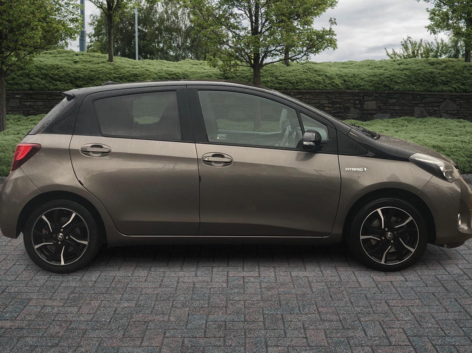 Used Toyota Yaris 2017 for sale - 76716689: Photo 6