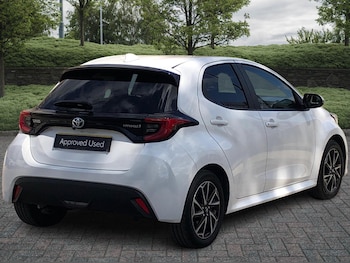 Used Toyota Yaris 2022 for sale - 75541040: Photo