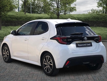 Used Toyota Yaris 2022 for sale - 75541040: Photo