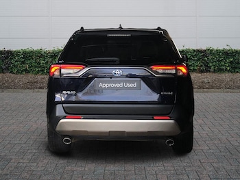 Used Toyota RAV4 2022 for sale - 76716793: Photo