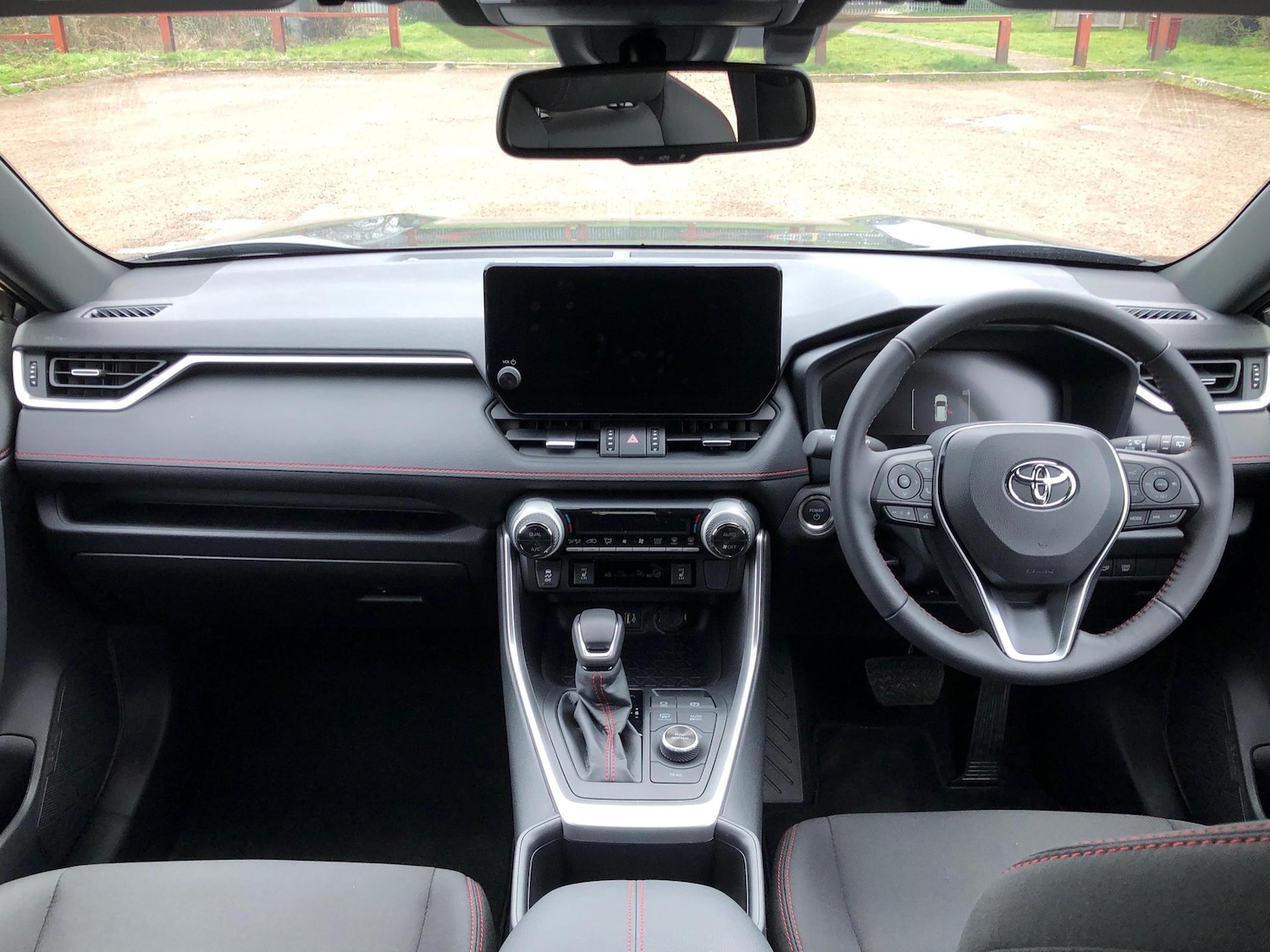 Used Toyota RAV4 2025 for sale - 76154335: Photo 7