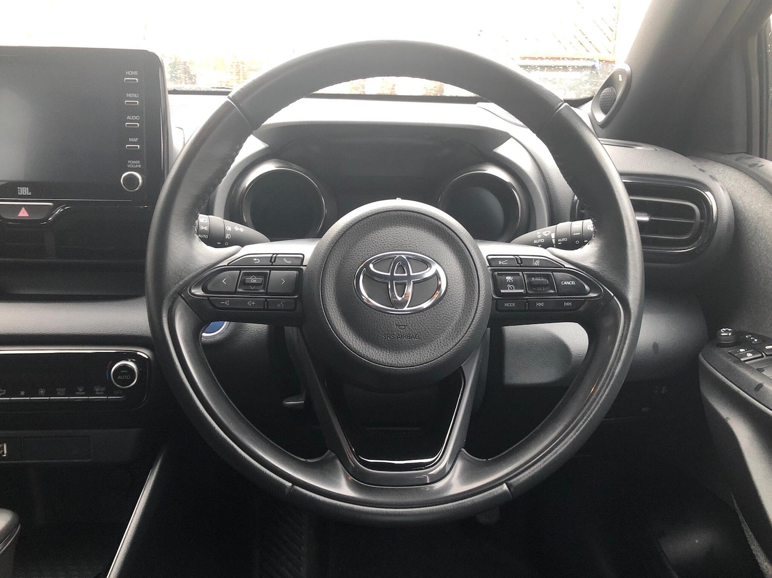 Used Toyota Yaris 2022 for sale - 76168396: Photo 10