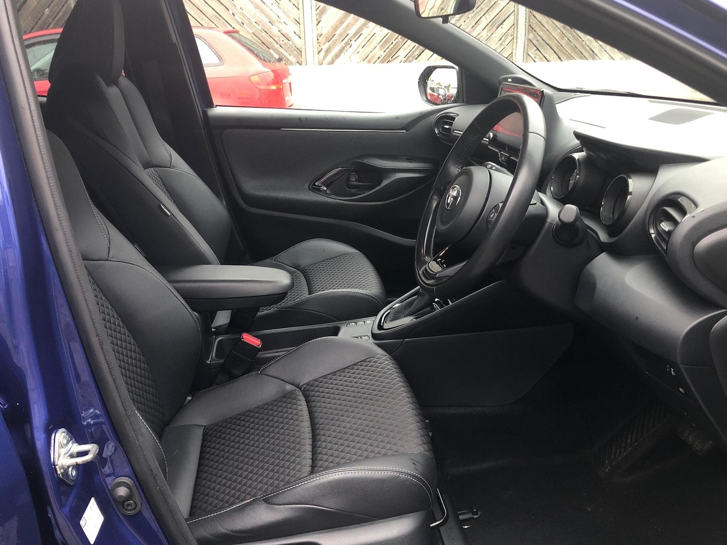Used Toyota Yaris 2022 for sale - 76168396: Photo 13