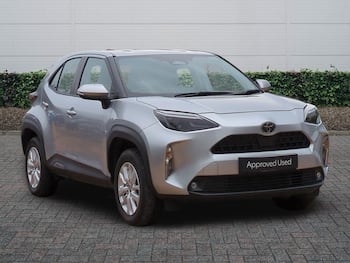 Used Toyota Yaris 2024 for sale - 79633295: Photo