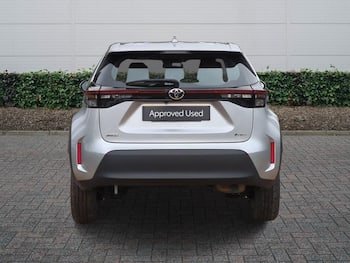 Used Toyota Yaris 2024 for sale - 79633295: Photo