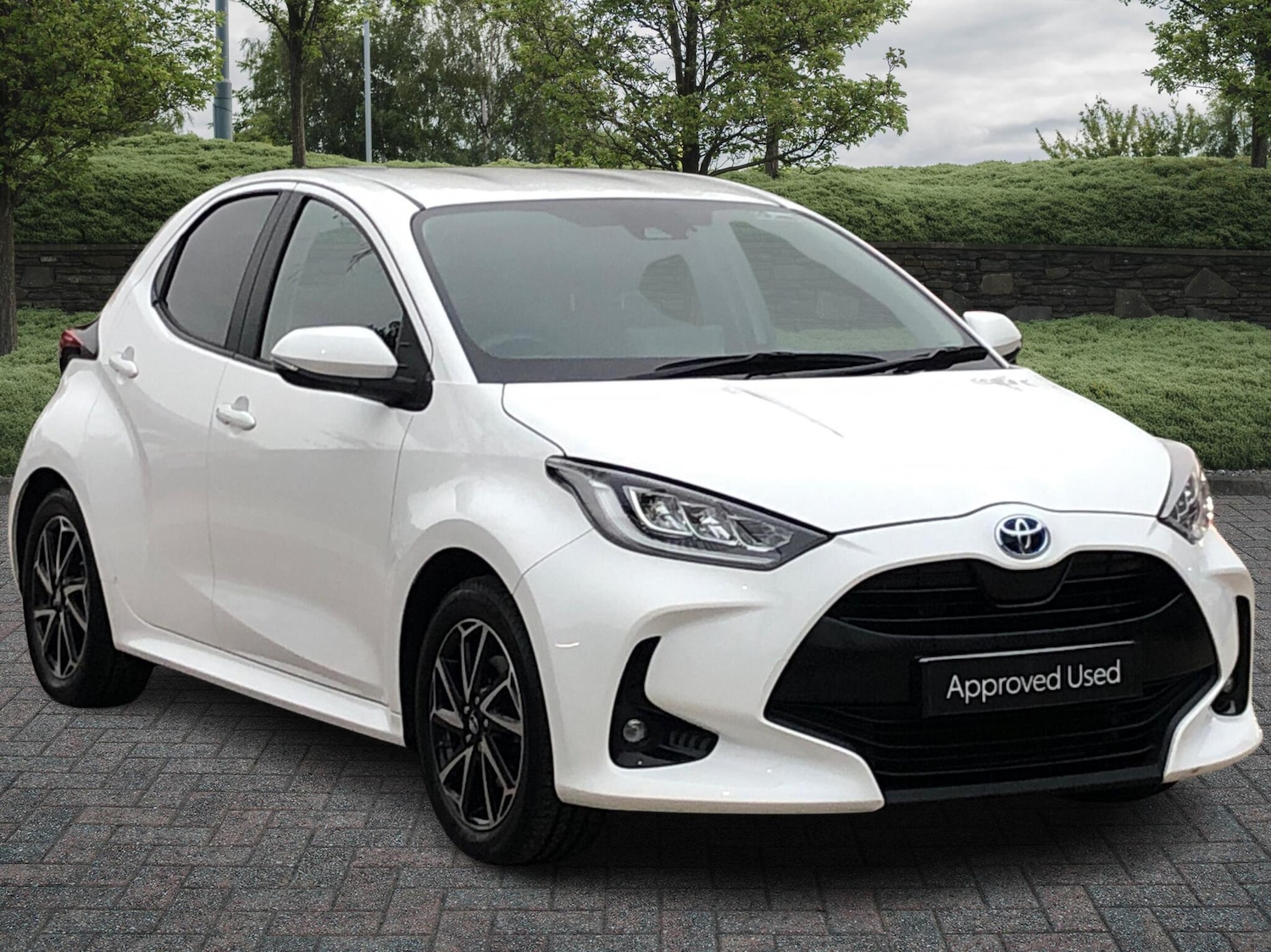 Used Toyota Yaris 2023 for sale - 76474491: Photo 1