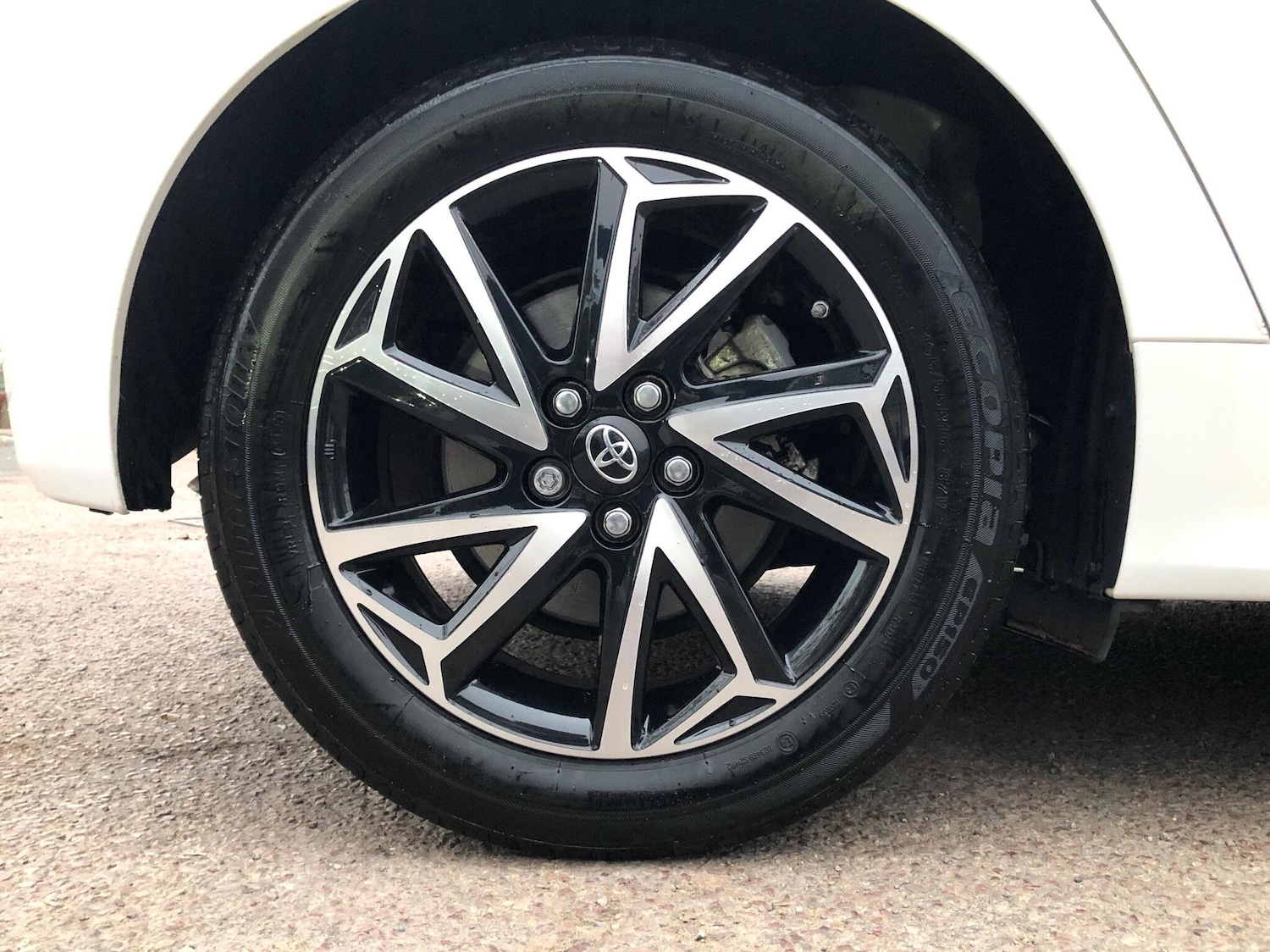 Used Toyota Yaris 2023 for sale - 76474491: Photo 24