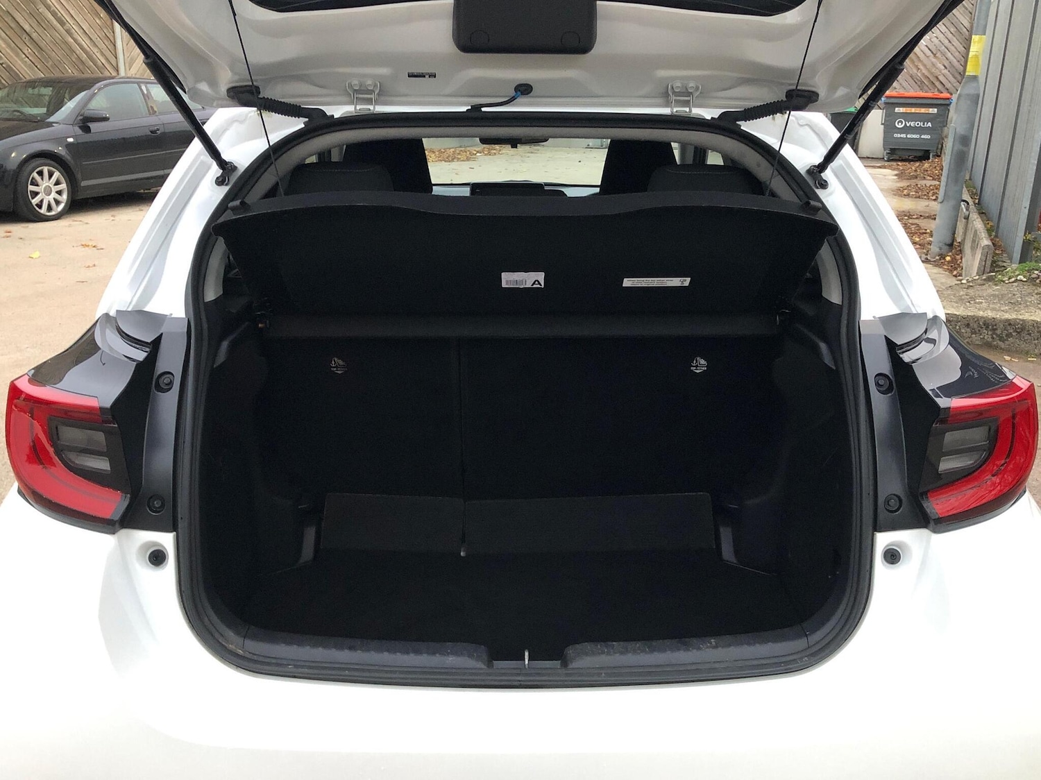 Used Toyota Yaris 2023 for sale - 76474491: Photo 9