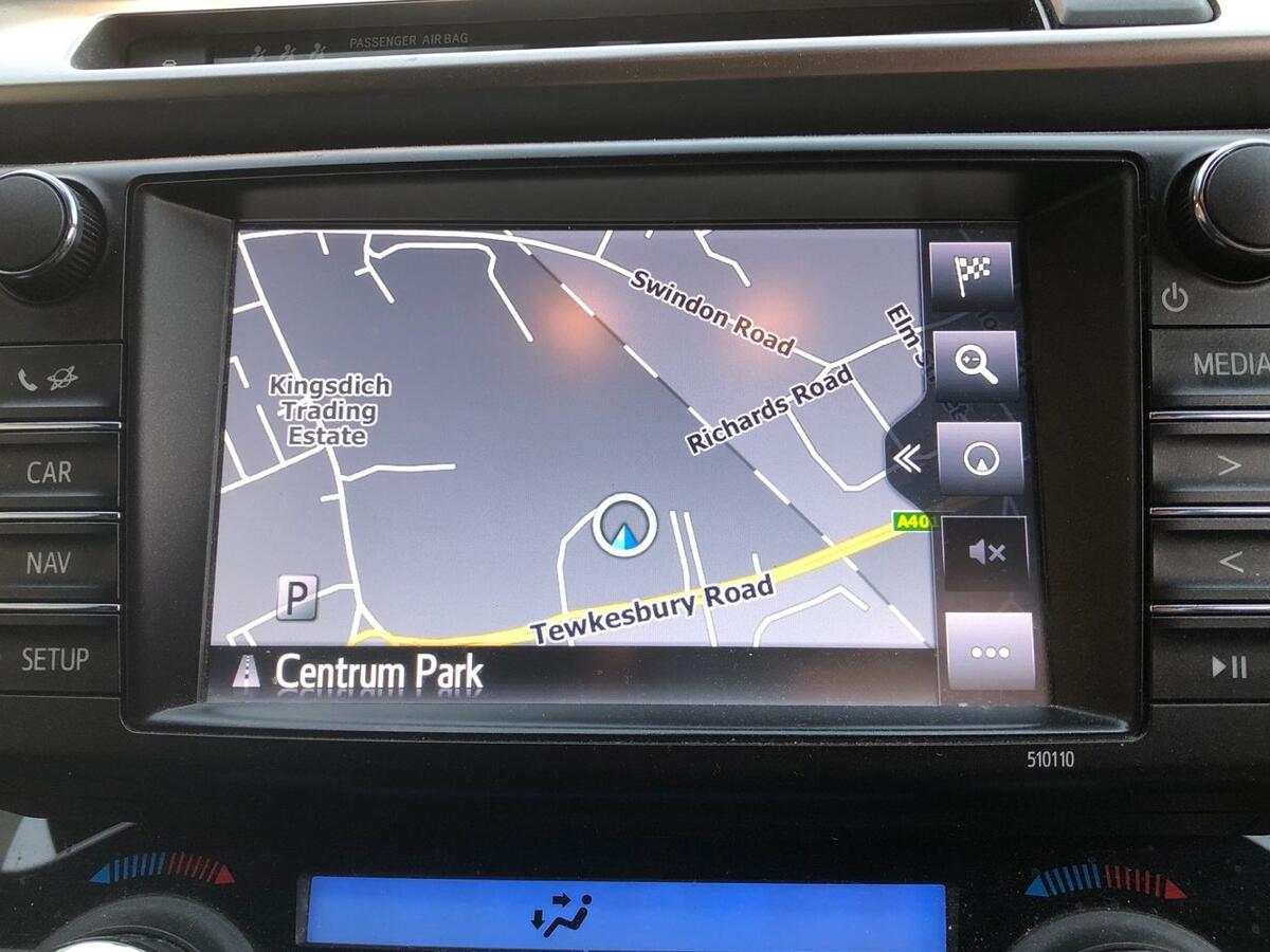 Used Toyota RAV4 2017 for sale - 76716788: Photo 11