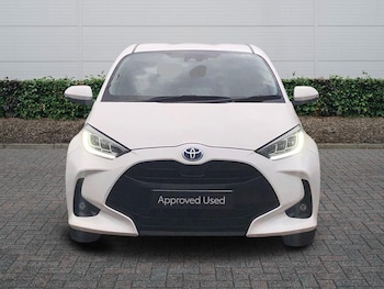 Used Toyota Yaris 2023 for sale - 77941592: Photo