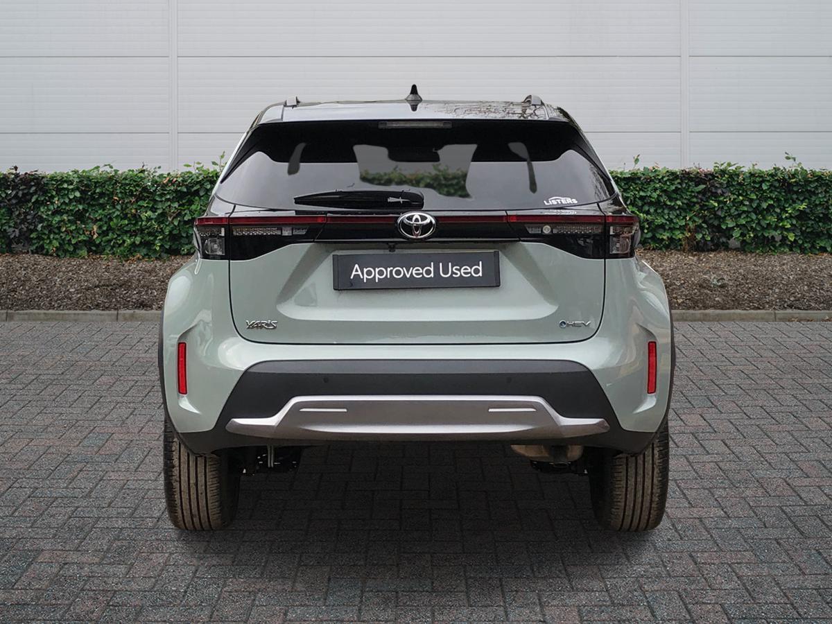 Used Toyota Yaris Cross 2024 for sale - 77926901: Photo 4