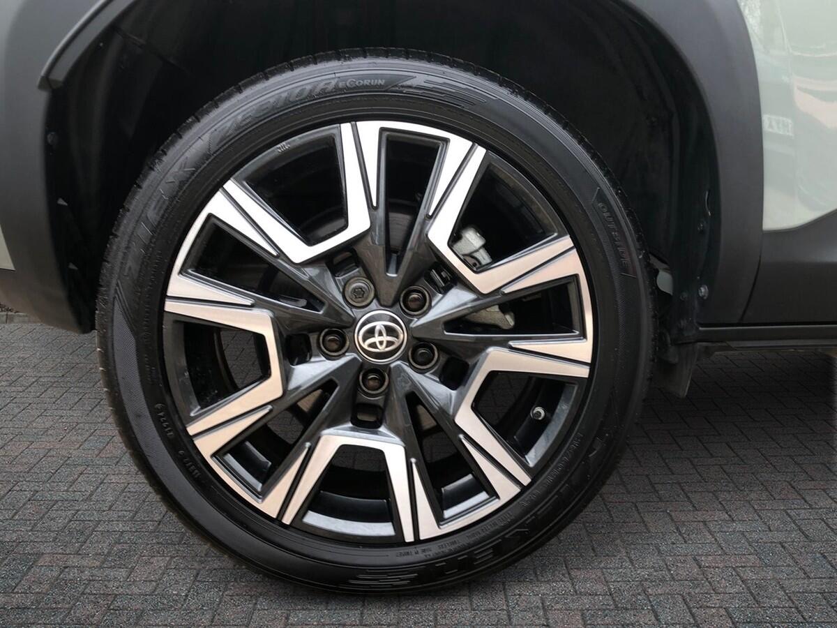 Used Toyota Yaris Cross 2024 for sale - 77926901: Photo 6