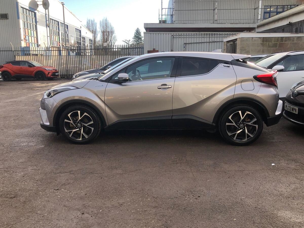 Used Toyota C-HR 2019 for sale - 77231599: Photo 7