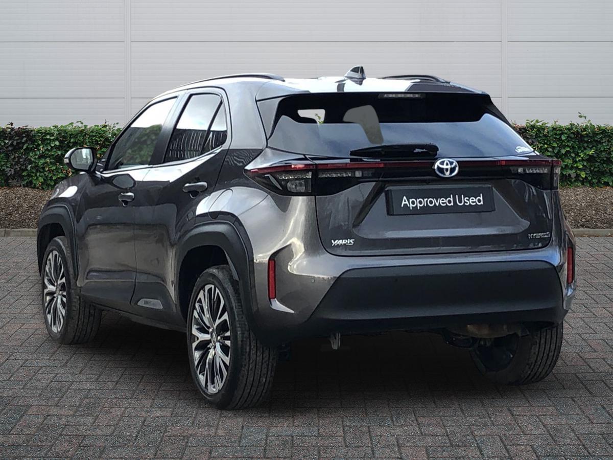 Used Toyota Yaris Cross 2023 for sale - 78059346: Photo 2