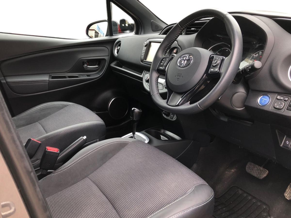 Used Toyota Yaris 2018 for sale - 78117265: Photo 14