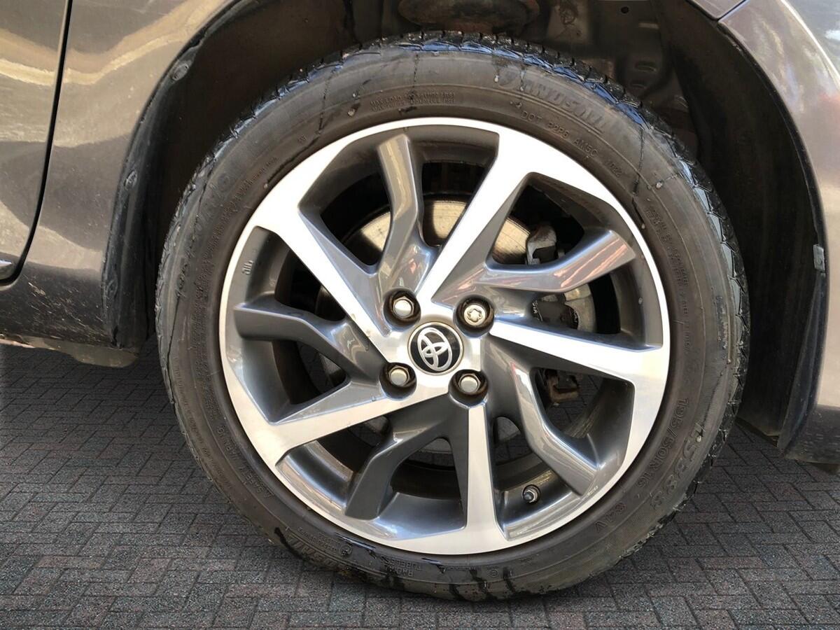 Used Toyota Yaris 2018 for sale - 78117265: Photo 18