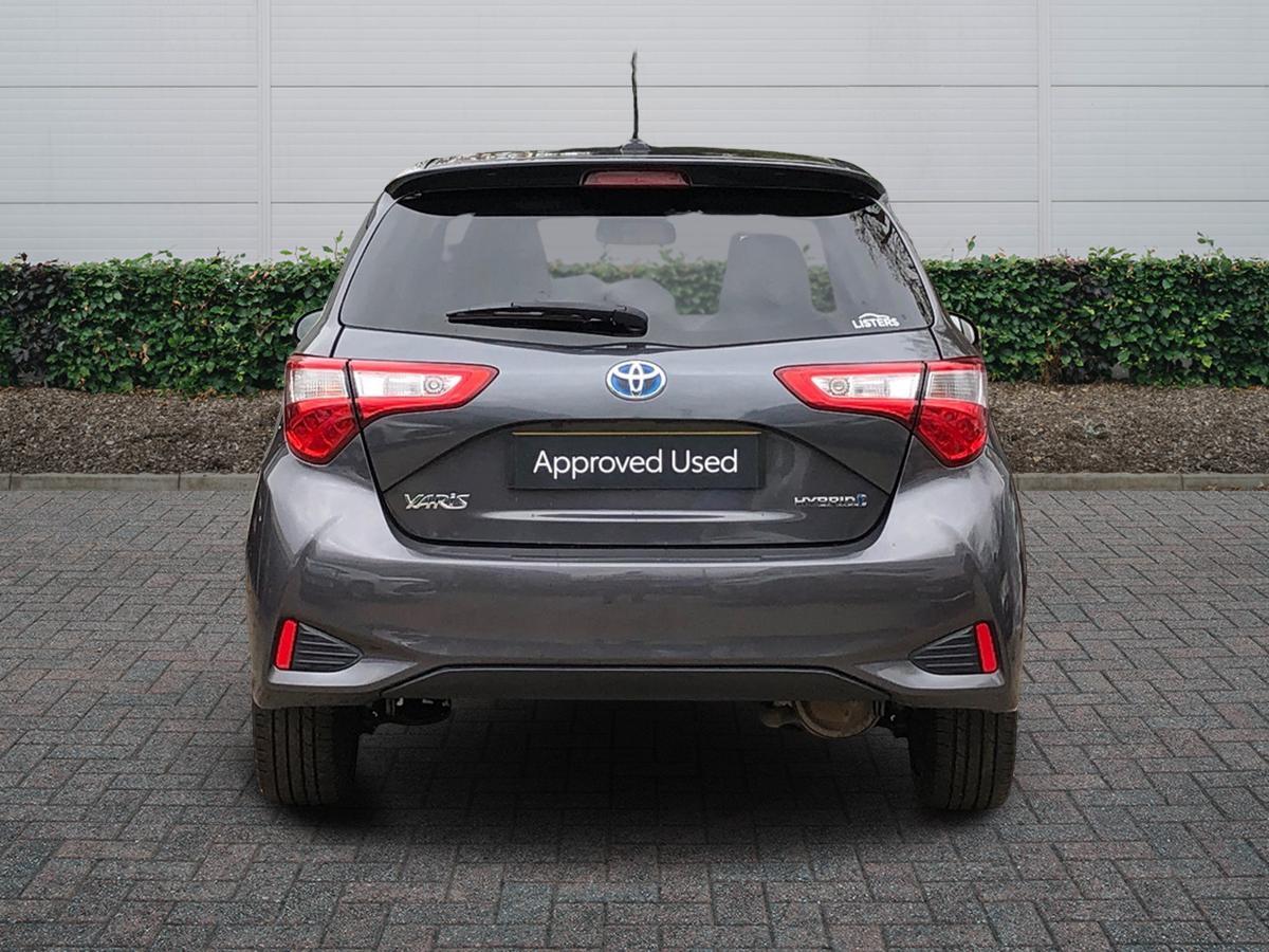 Used Toyota Yaris 2018 for sale - 78117265: Photo 5