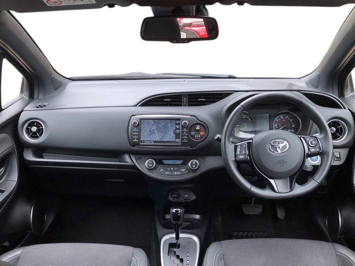 Used Toyota Yaris 2018 for sale - 78117265: Photo 9