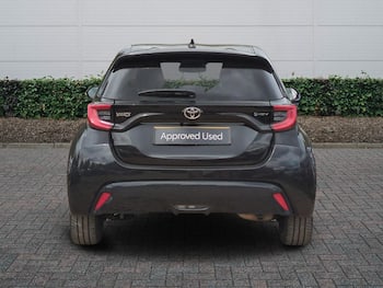 Used Toyota Yaris 2026 for sale - 79699715: Photo