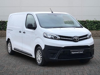 Toyota ProAce feature image