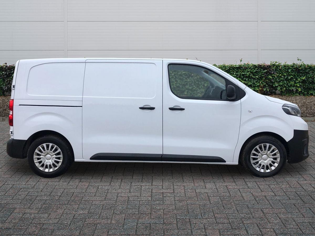 Used Toyota ProAce 2023 for sale - 77157565: Photo 5