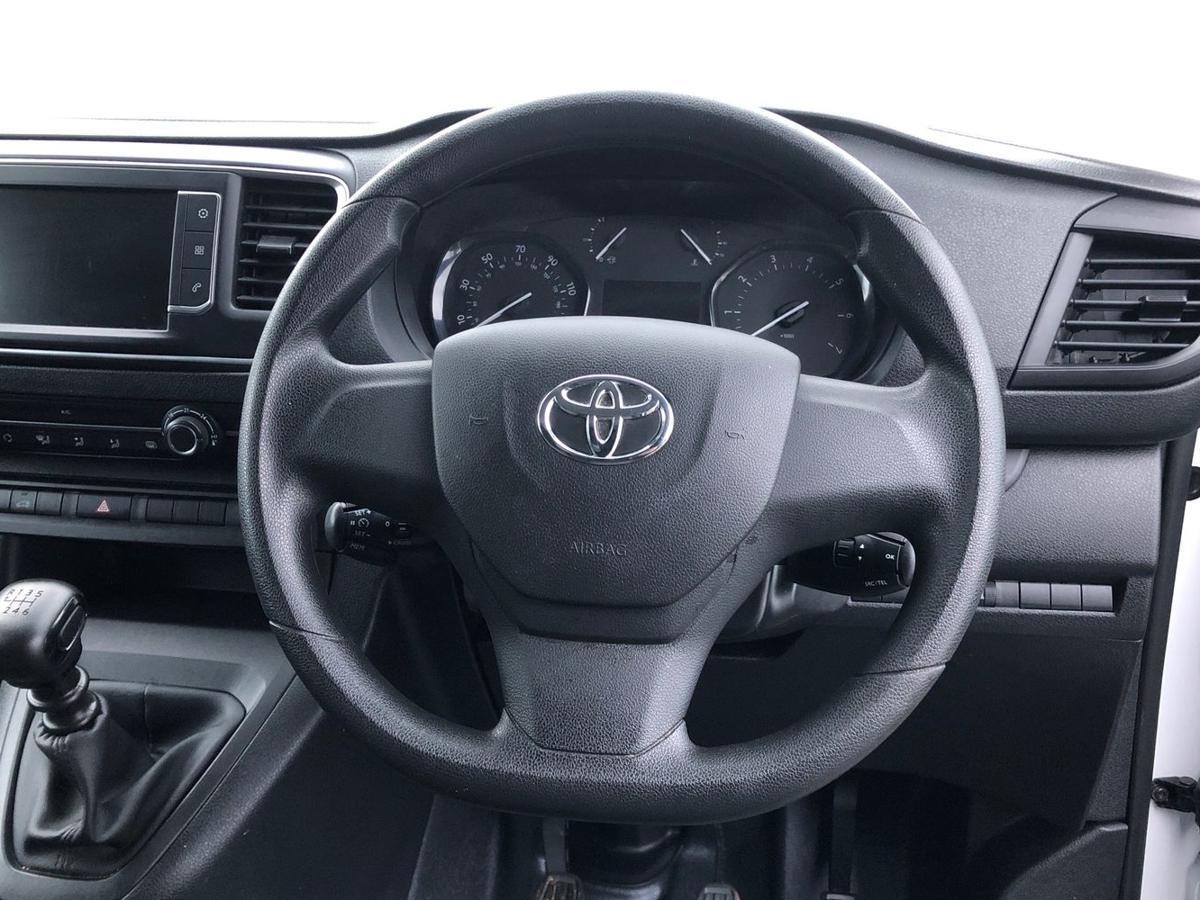 Used Toyota ProAce 2023 for sale - 77157565: Photo 8