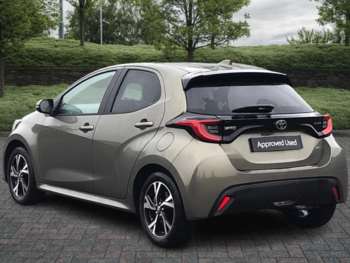 Used Toyota Yaris 2024 for sale - 74644140: Photo