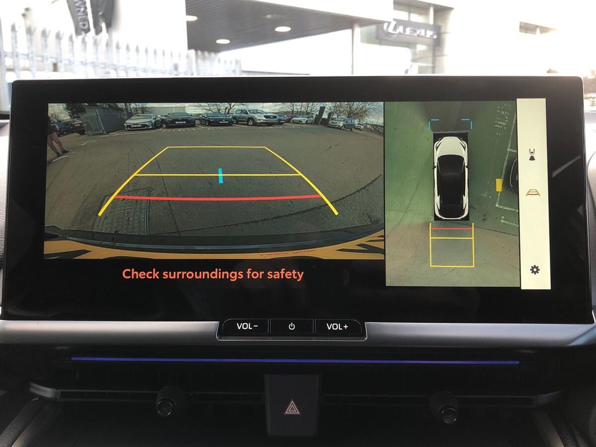 Used Toyota C-HR 2025 for sale - 77052395: Photo 11