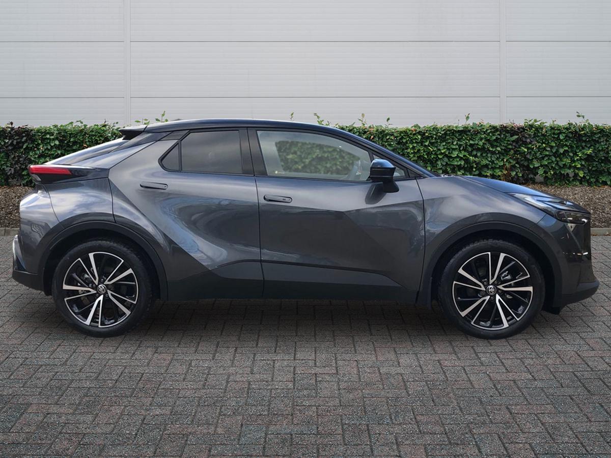 Used Toyota C-HR 2025 for sale - 77052395: Photo 5