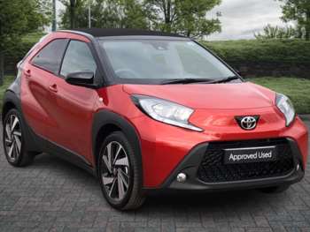 2023 (73) - 1.0 VVT-i Edge 5dr Auto