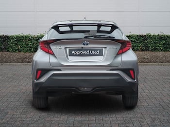 Used Toyota C-HR 2021 for sale - 79875809: Photo