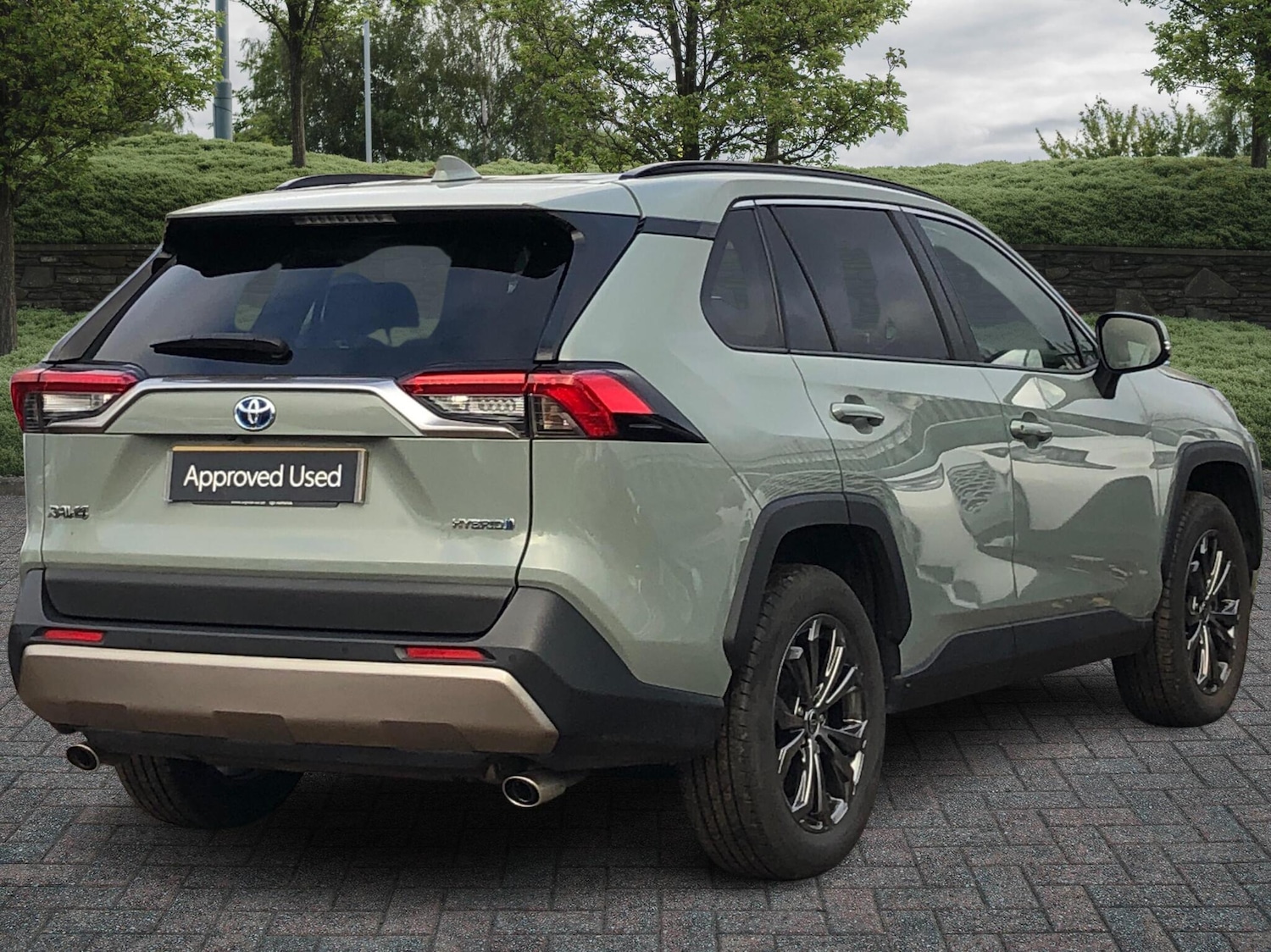 Used Toyota RAV4 2022 for sale - 76514399: Photo 2