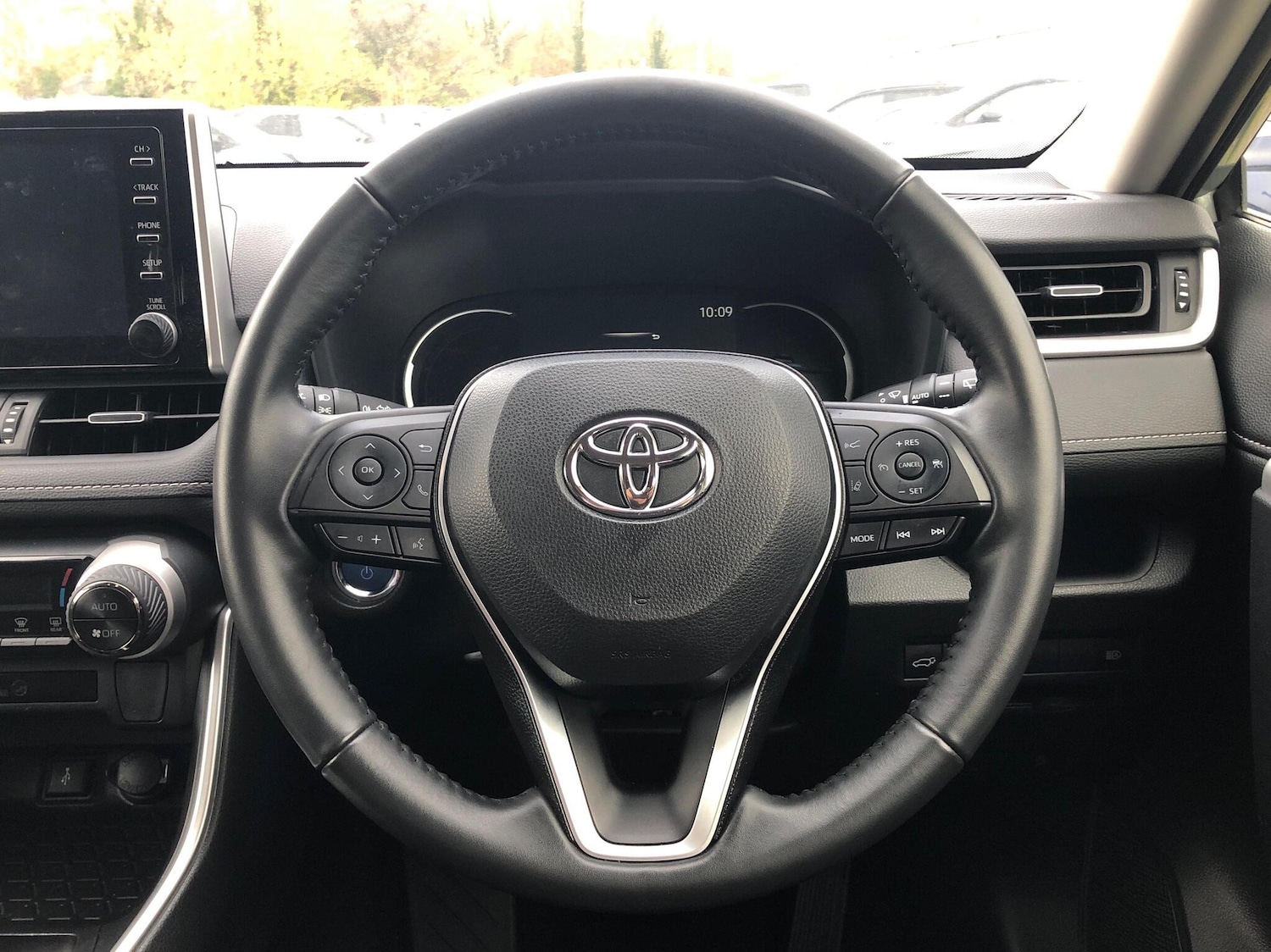 Used Toyota RAV4 2022 for sale - 76514399: Photo 6