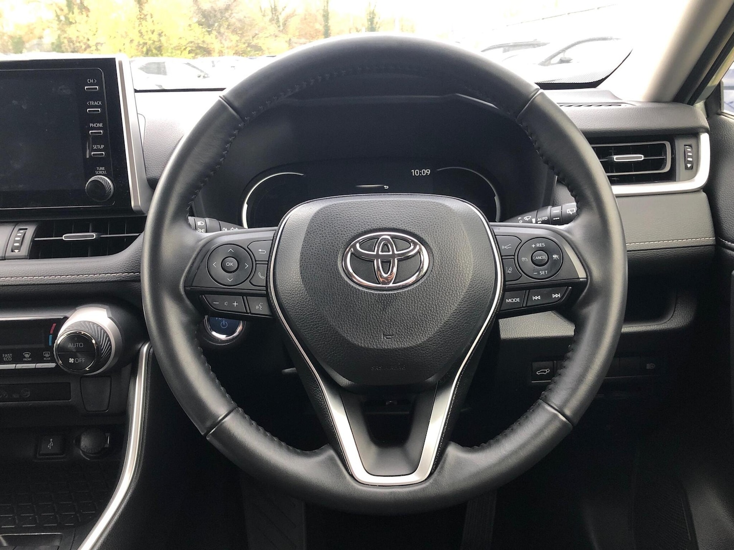 Used Toyota RAV4 2022 for sale - 76514399: Photo 8