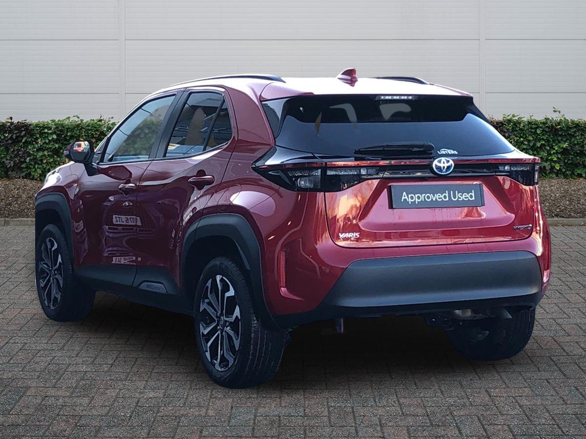 Used Toyota Yaris 2023 for sale - 76800523: Photo 2