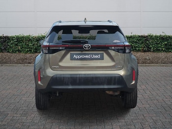Used Toyota Yaris 2024 for sale - 79318373: Photo