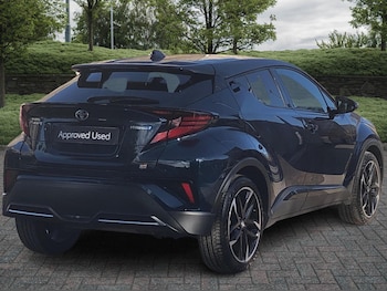 Used Toyota C-HR 2023 for sale - 75901510: Photo