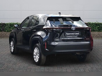 Used Toyota Yaris Cross 2023 for sale - 78320241: Photo