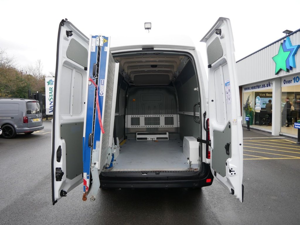 Used Vauxhall Movano 2021 for sale - 76745032: Photo 4