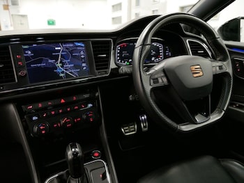 Used SEAT Leon 2019 for sale - 75585773: Photo