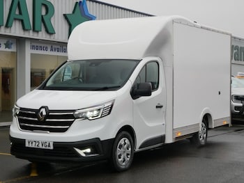 Renault Trafic feature image