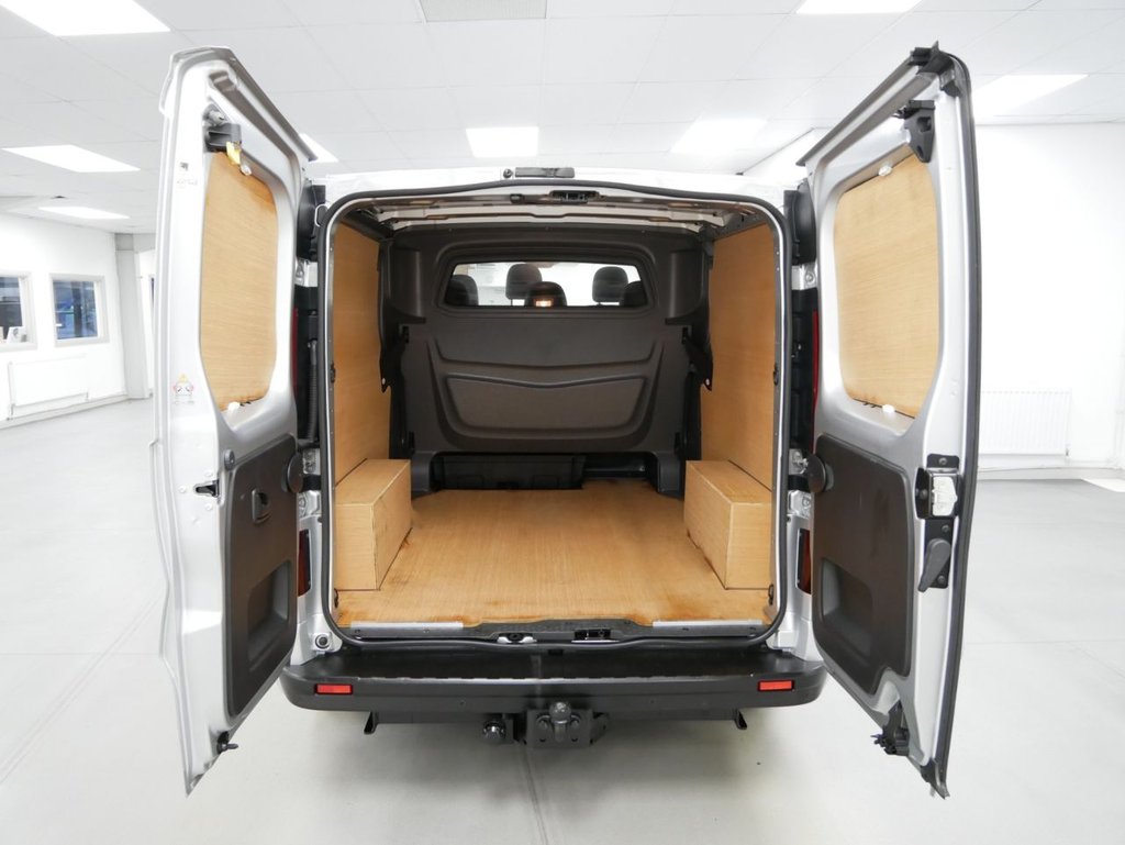 Used Vauxhall Vivaro 2019 for sale - 76985843: Photo 4