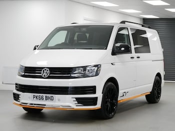 Used Volkswagen Transporter 2016 for sale - 79103248: Photo